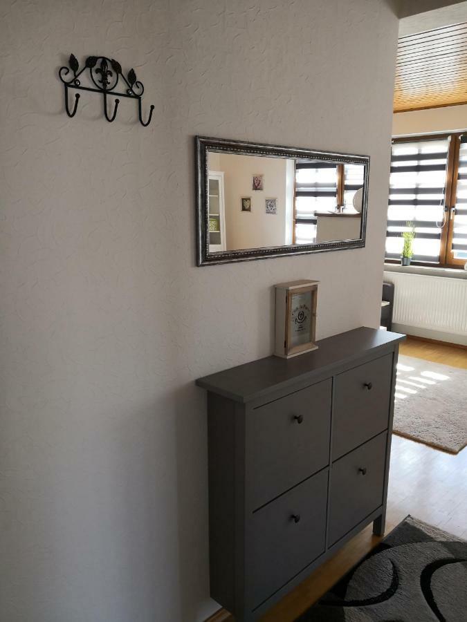 Apartment Ferienwohnung Emmerthal Auch Fuer Monteure Fewo Kültér fotó